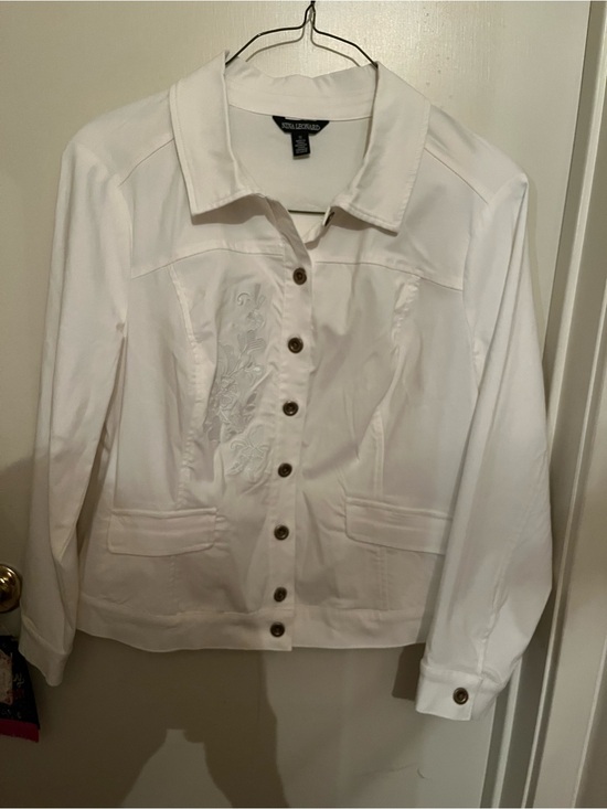 Nina Leonard Jackets & Blazers - Nina Leonard Women's White Embroidered Button-Front Jacket